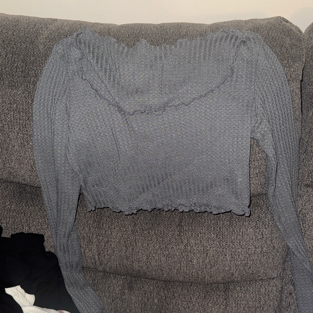 Gray Long Sleeve Knit Top